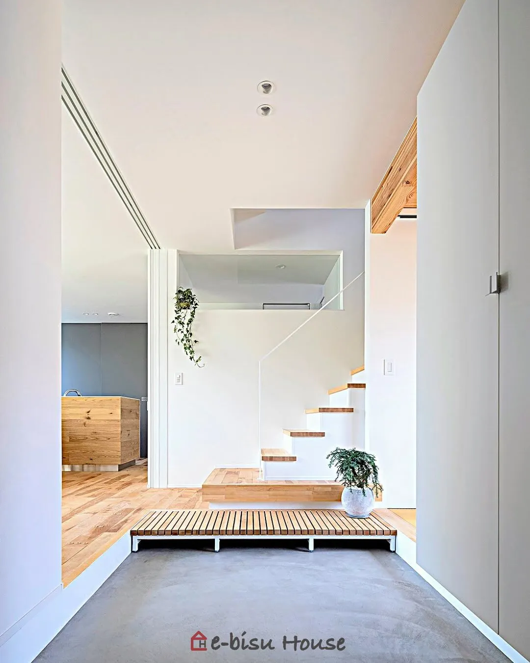 【安心して長く暮らせる家づくり】